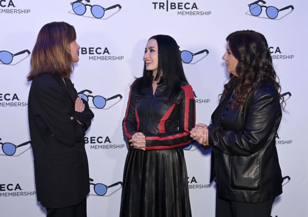 Rose Byrne, Demi Lovato and Stephanie Laing Photo