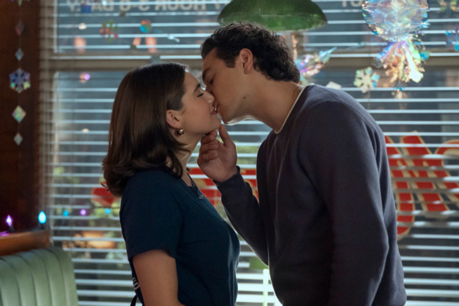 Video/Photos: First Look at Prime Video's OFF CAMPUS Series Image