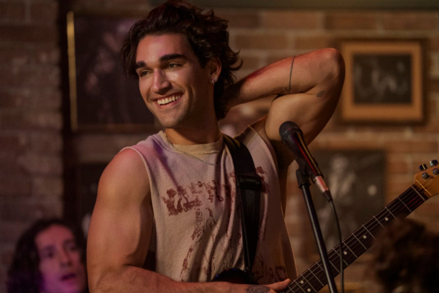 Video/Photos: First Look at Prime Video's OFF CAMPUS Series  Image