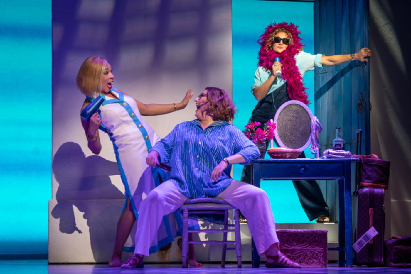 Photos: New Look at MAMMA MIA! 25th Anniversary Tour  Image