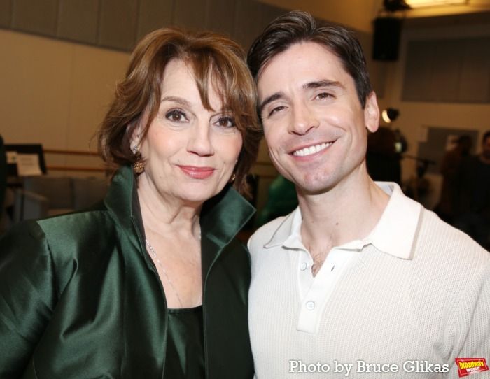 Photos: The Cast of WHEN PLAYWRIGHTS KILL Meets the Press — photo 12 of 23