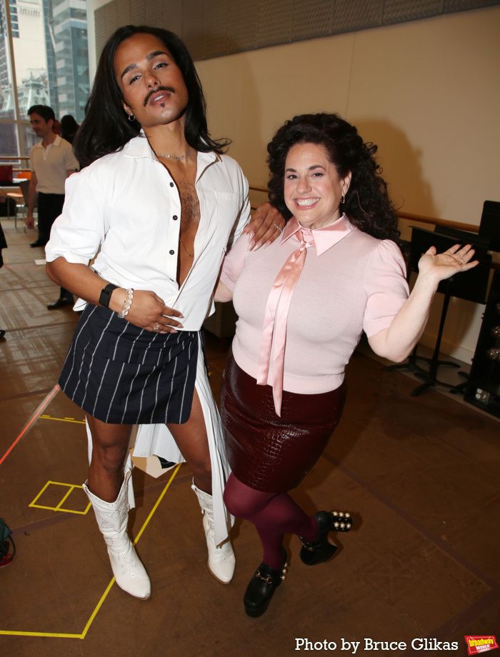 Photos: The Cast of WHEN PLAYWRIGHTS KILL Meets the Press — photo 21 of 23