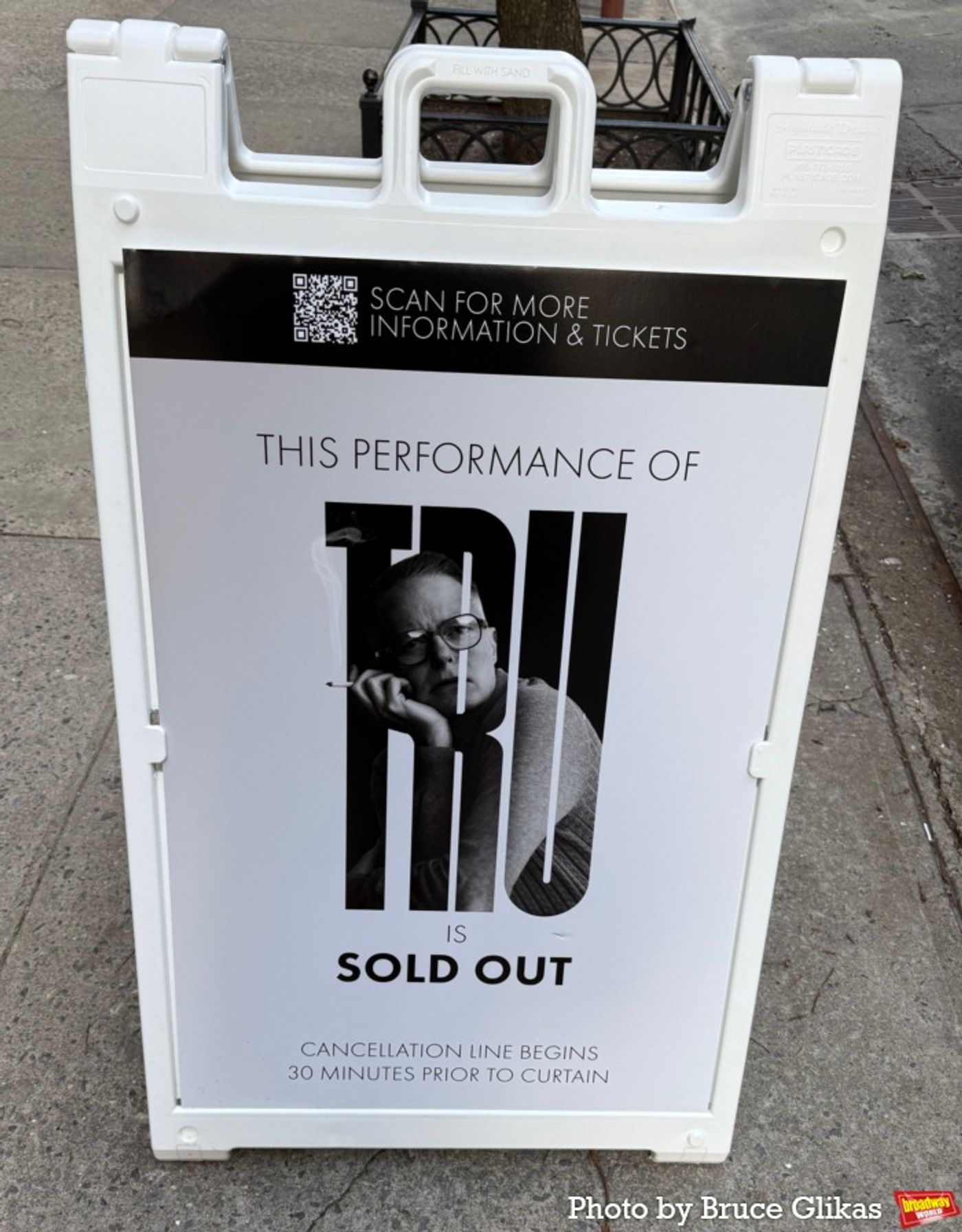 Photos: TRU Starring Jesse Tyler Ferguson Celebrates Opening Night Photos: TRU Starring Jesse Tyler Ferguson Celebrates Opening Night Image