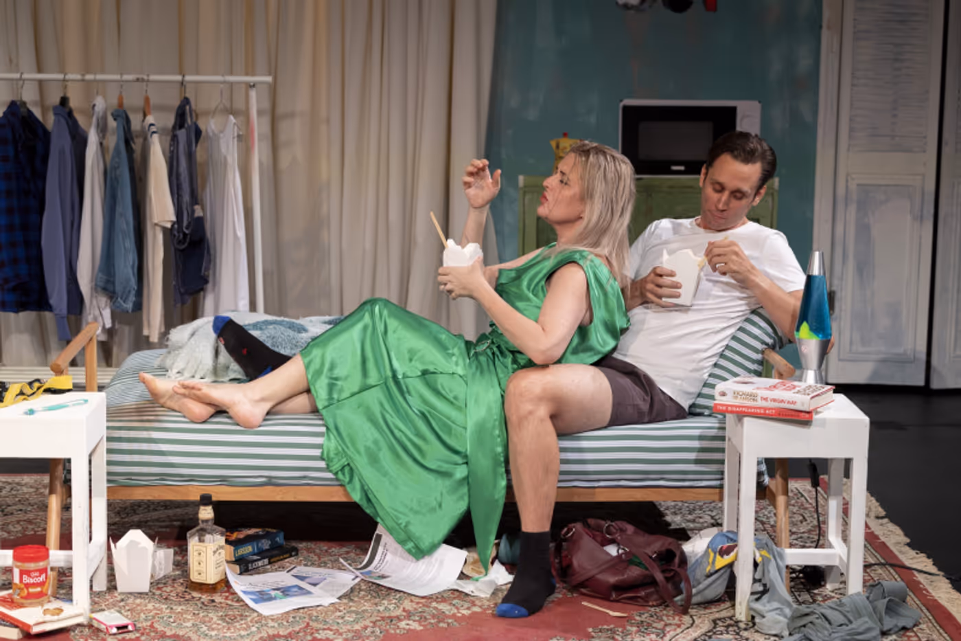 REVIEW: The Deceptive Power Of Acting On Performers Plays Out With Hilarious Comedy In STAGE KISS  Image