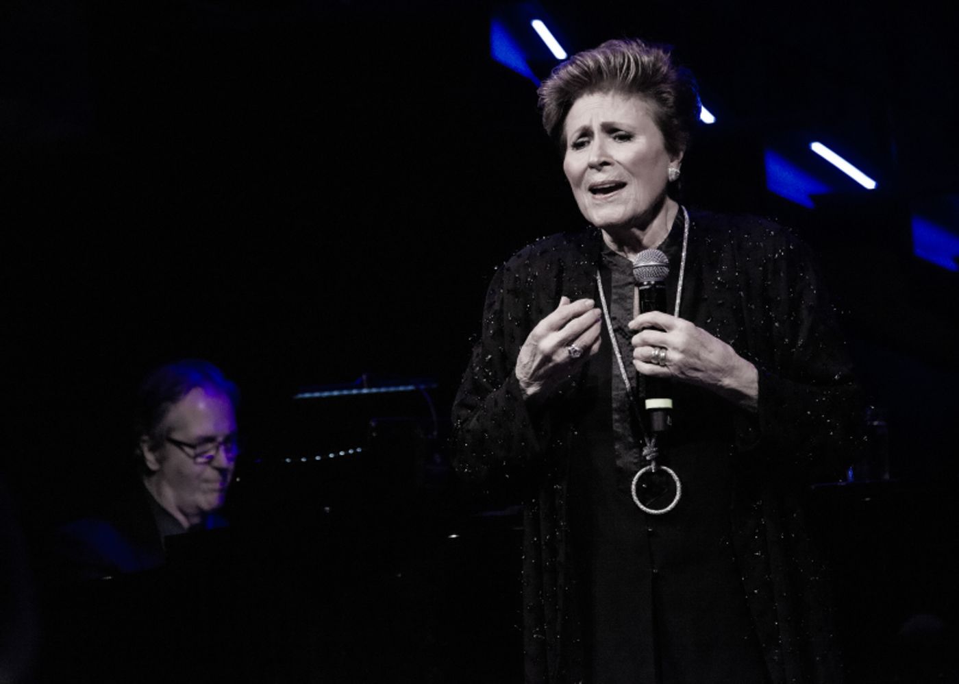 Review: Lorna Dallas Resplendent In THE CABARET FILES at Chelsea Table + Stage Review: Lorna Dallas Resplendent In THE CABARET FILES at Chelsea Table + Stage Image