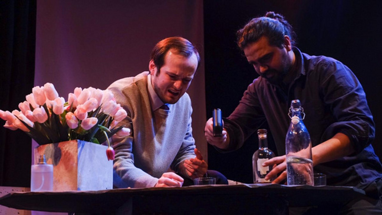 Photos: 1st Look at Arkadia Theatre Company's GOD OF CARNAGE — photo 7 of 9