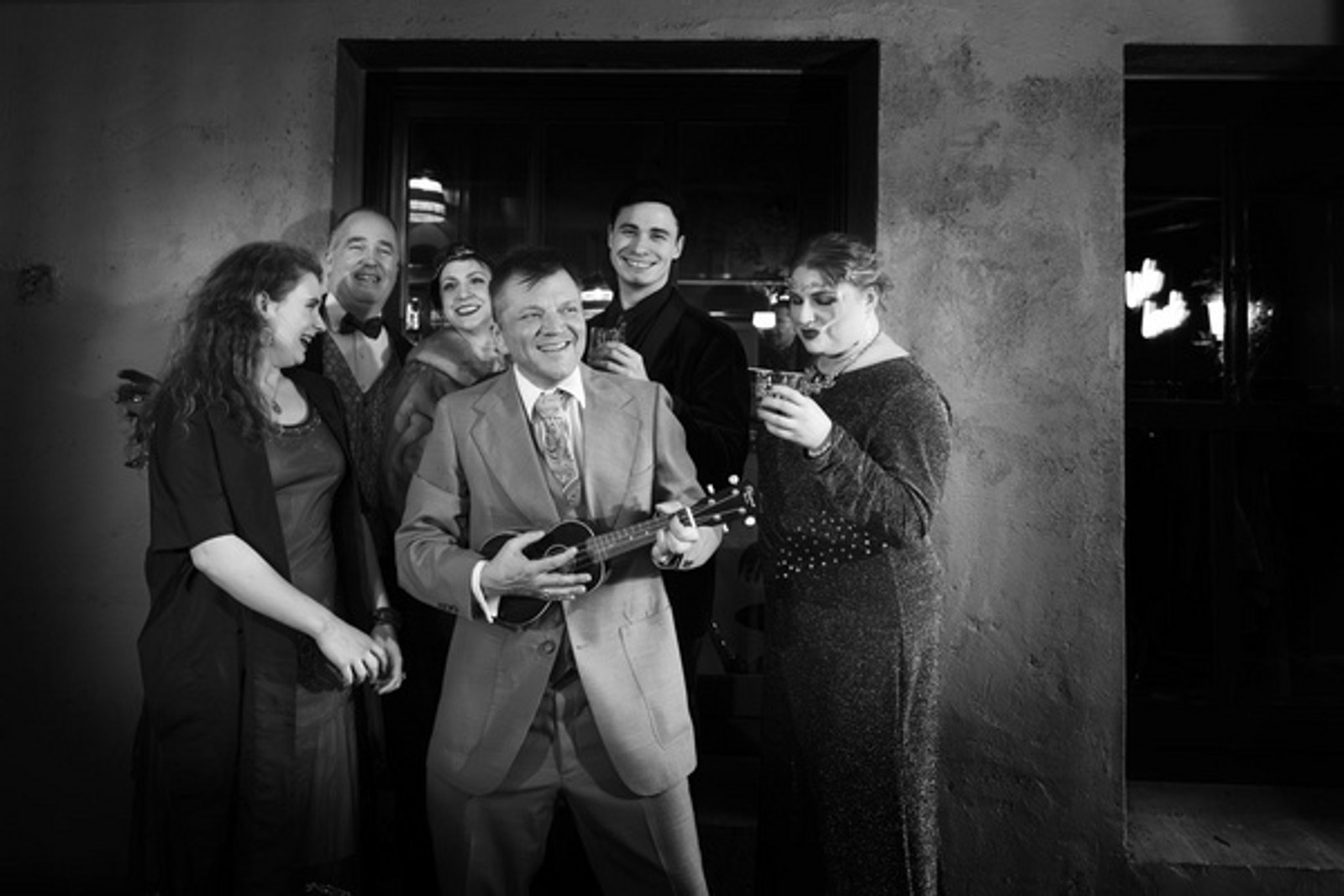 Photos: BOOM CRASH LOVE - A Jazz Age Jukebox Musical at Dekum Street Theater — photo 7 of 11
