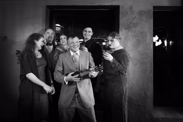 Caralynn Rose, Jeremy Southard, Amanda Rose Taddeo, Nick Condon, Richie Stone, and Am Photo