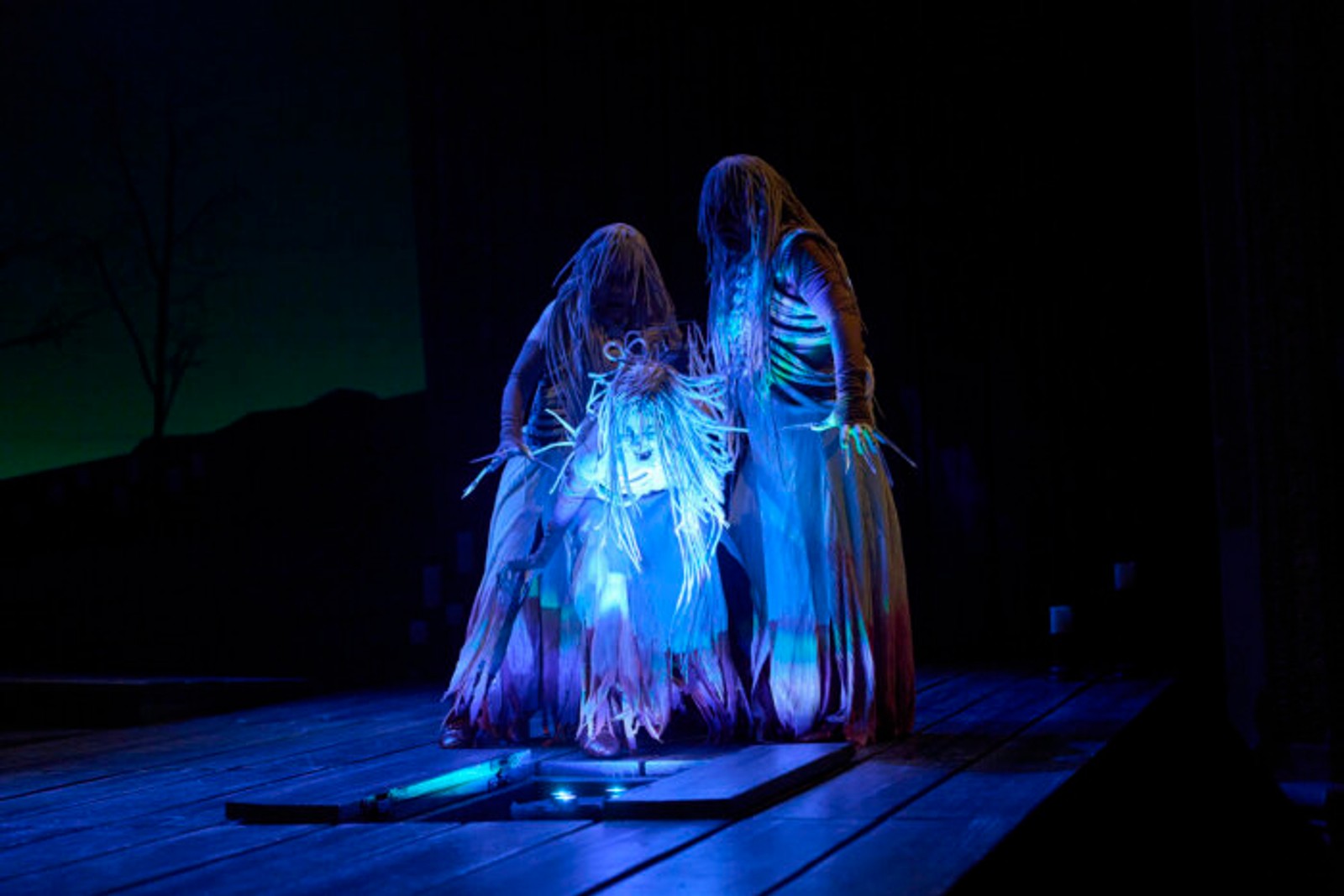 Photos: Great Lakes Theater's MACBETH — photo 18 of 26