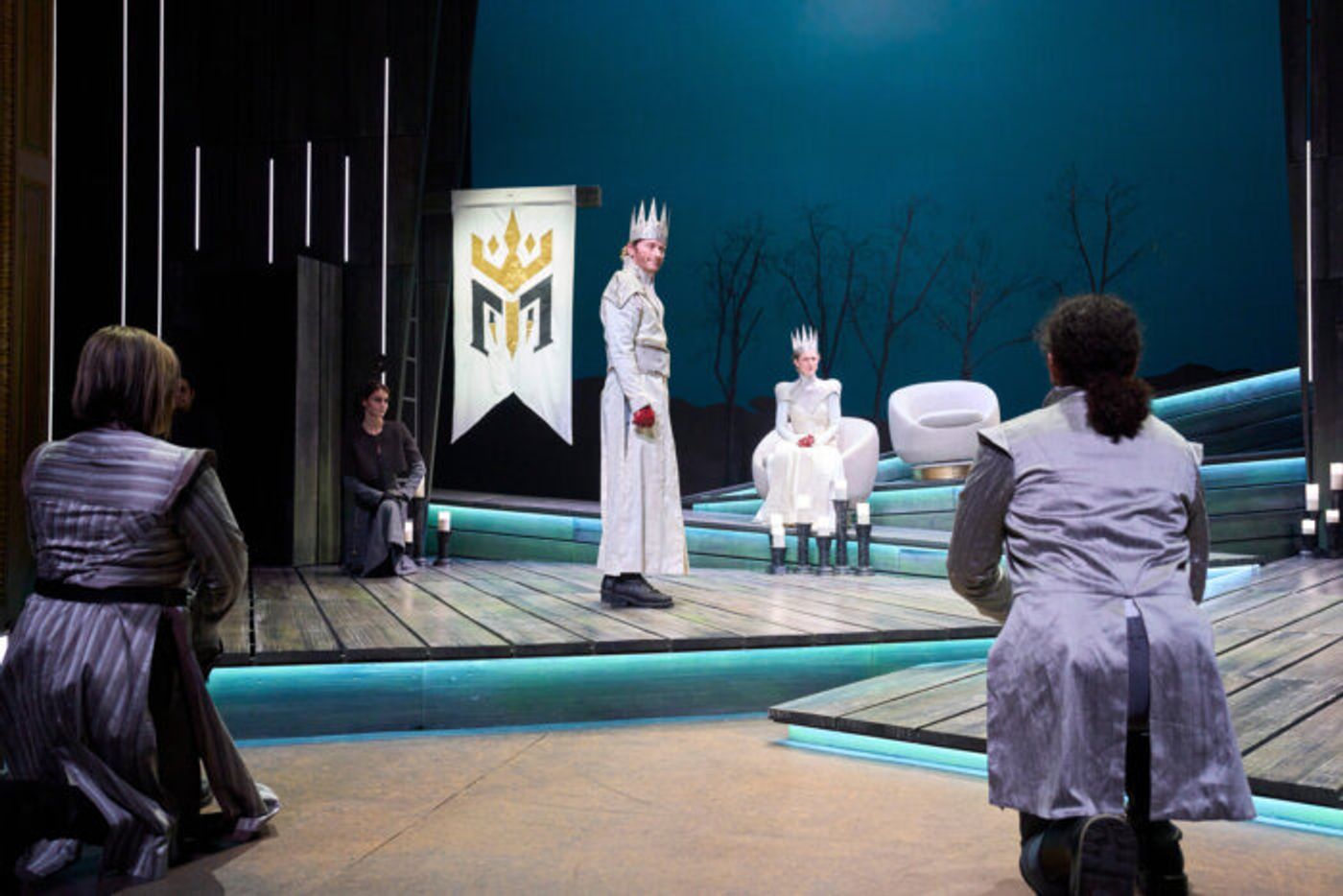 Photos: Great Lakes Theater's MACBETH  Image