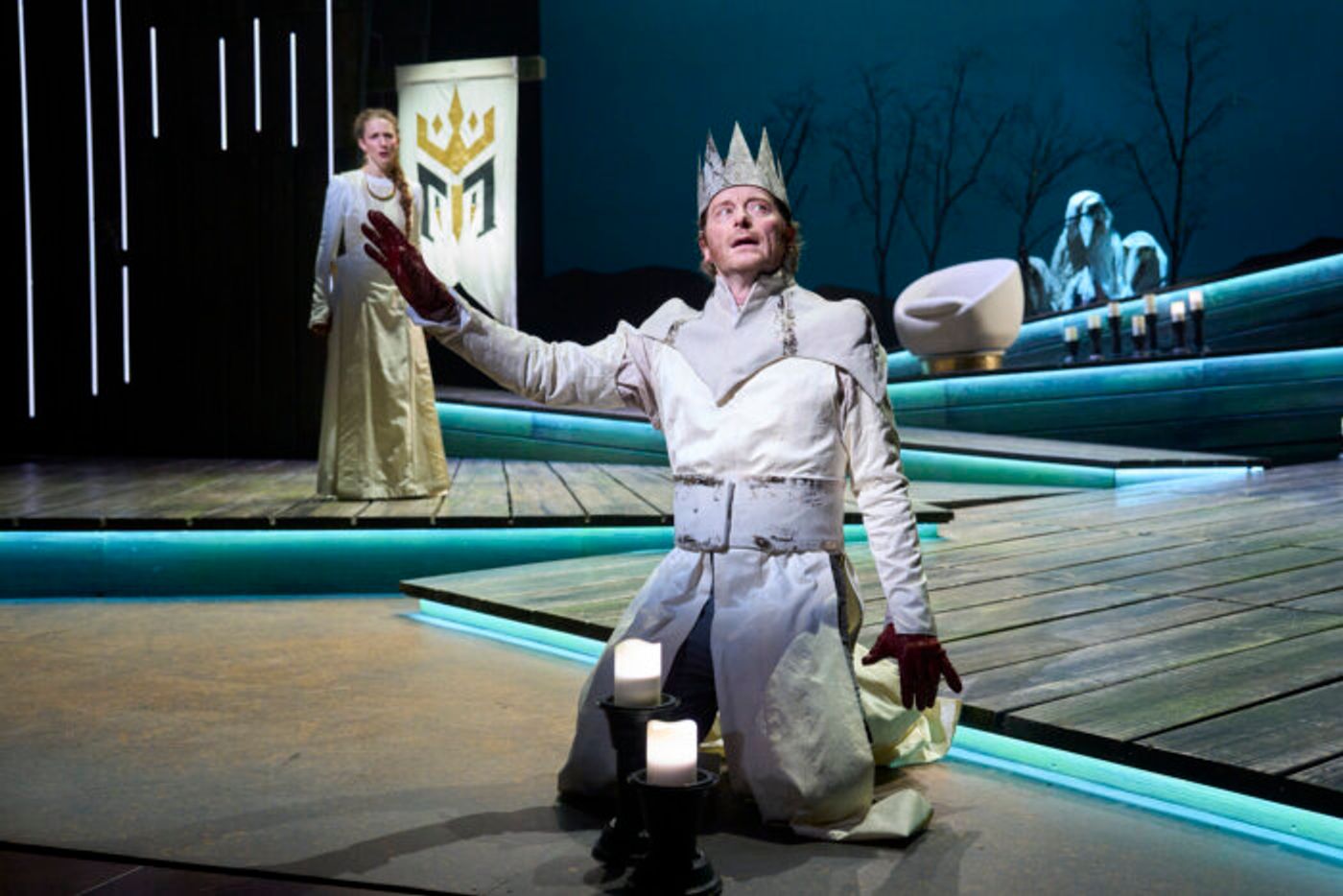 Photos: Great Lakes Theater's MACBETH  Image