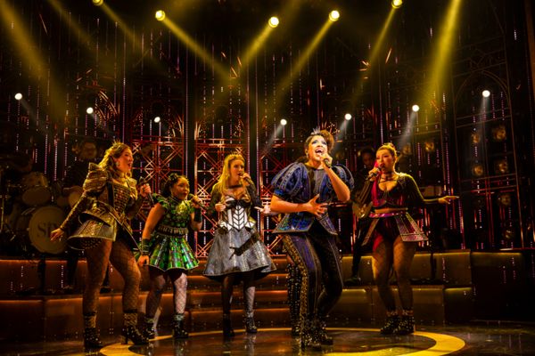 Nia Stephen and the Company  Photo