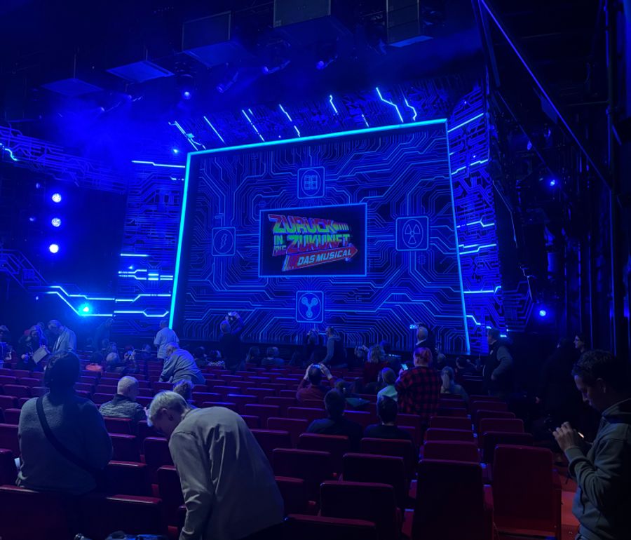 Review: ZURÜCK IN DIE ZUKUNFT - DAS MUSICAL at Stage Operettenhaus  Image