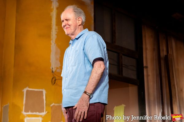 John Lithgow Photo
