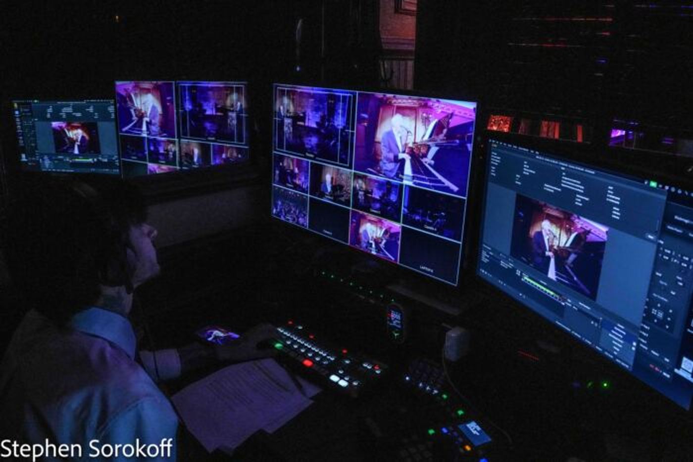 Review: The First Annual 54 Below Gala Is a Heartwarming Success  Image