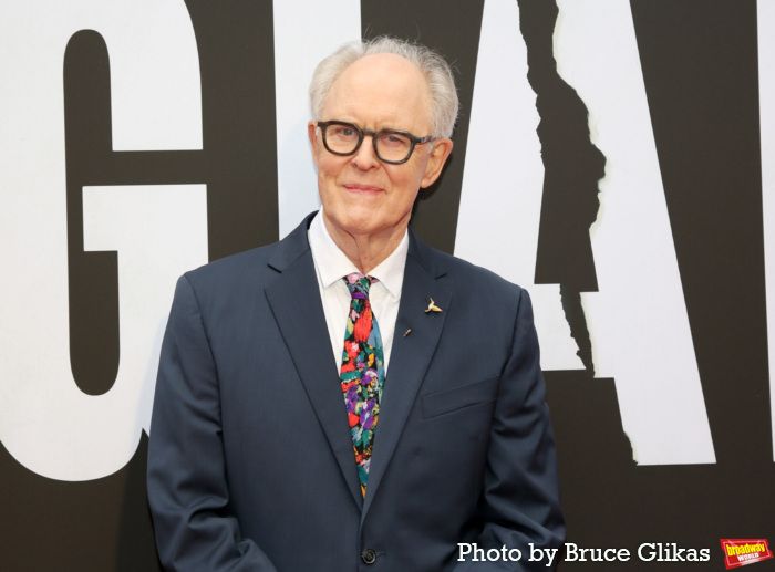 Photos: John Lithgow & GIANT Cast Walk the Red Carpet on Opening Night — photo 6 of 38