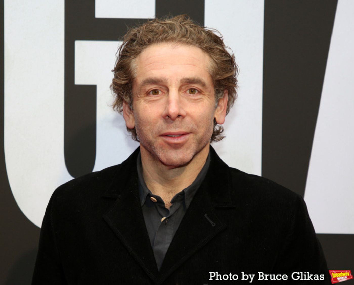 Photos: John Lithgow & GIANT Cast Walk the Red Carpet on Opening Night  Image