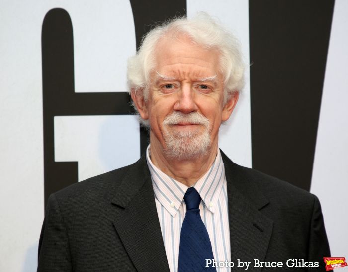 Photos: John Lithgow & GIANT Cast Walk the Red Carpet on Opening Night — photo 18 of 38