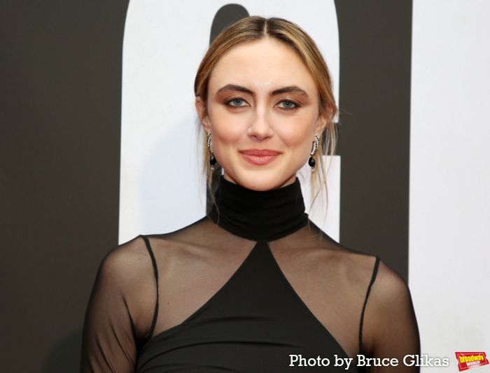 Photos: John Lithgow & GIANT Cast Walk the Red Carpet on Opening Night — photo 22 of 38