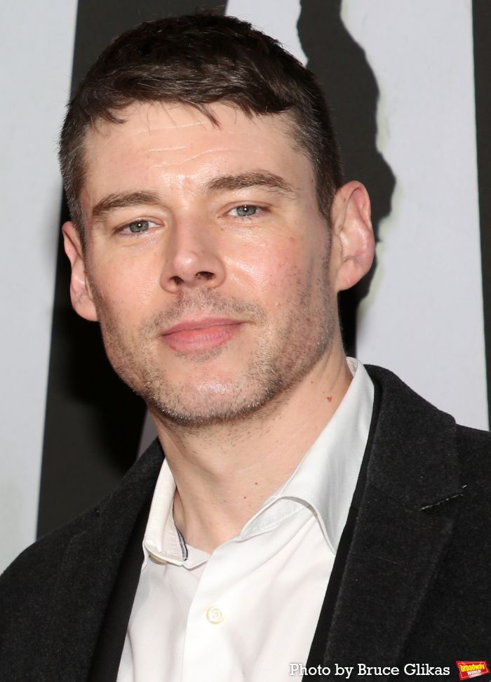 Photos: Stars Walk the Red Carpet on Opening Night of GIANT — photo 59 of 64