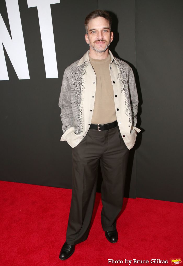 Photos: Stars Walk the Red Carpet on Opening Night of GIANT — photo 51 of 64