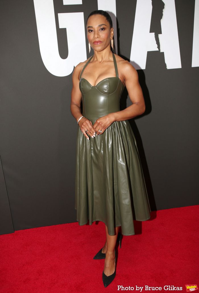 Photos: Stars Walk the Red Carpet on Opening Night of GIANT — photo 53 of 64