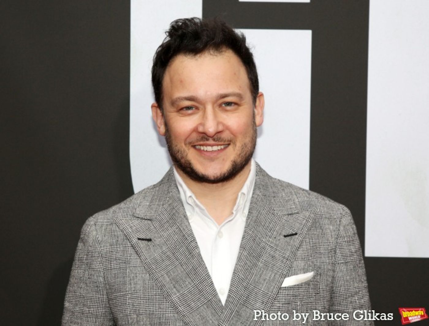 Photos: John Lithgow & GIANT Cast Walk the Red Carpet on Opening Night  Image