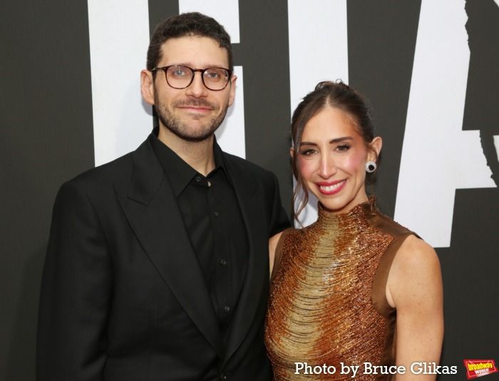 Photos: John Lithgow & GIANT Cast Walk the Red Carpet on Opening Night — photo 37 of 38