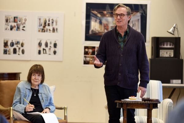 Marylouise Burke and Richard Thomas  Photo