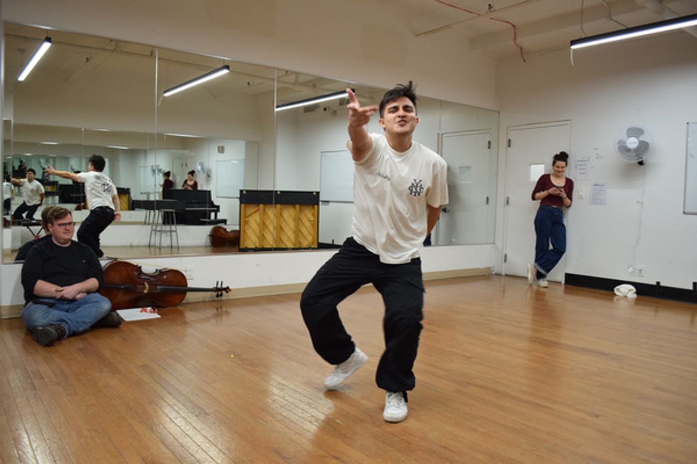 Photos: Inside Dress Rehearsal For AND THAT'S WHAT YOU MISSED ON GLEE at The Green Room 42.  Image