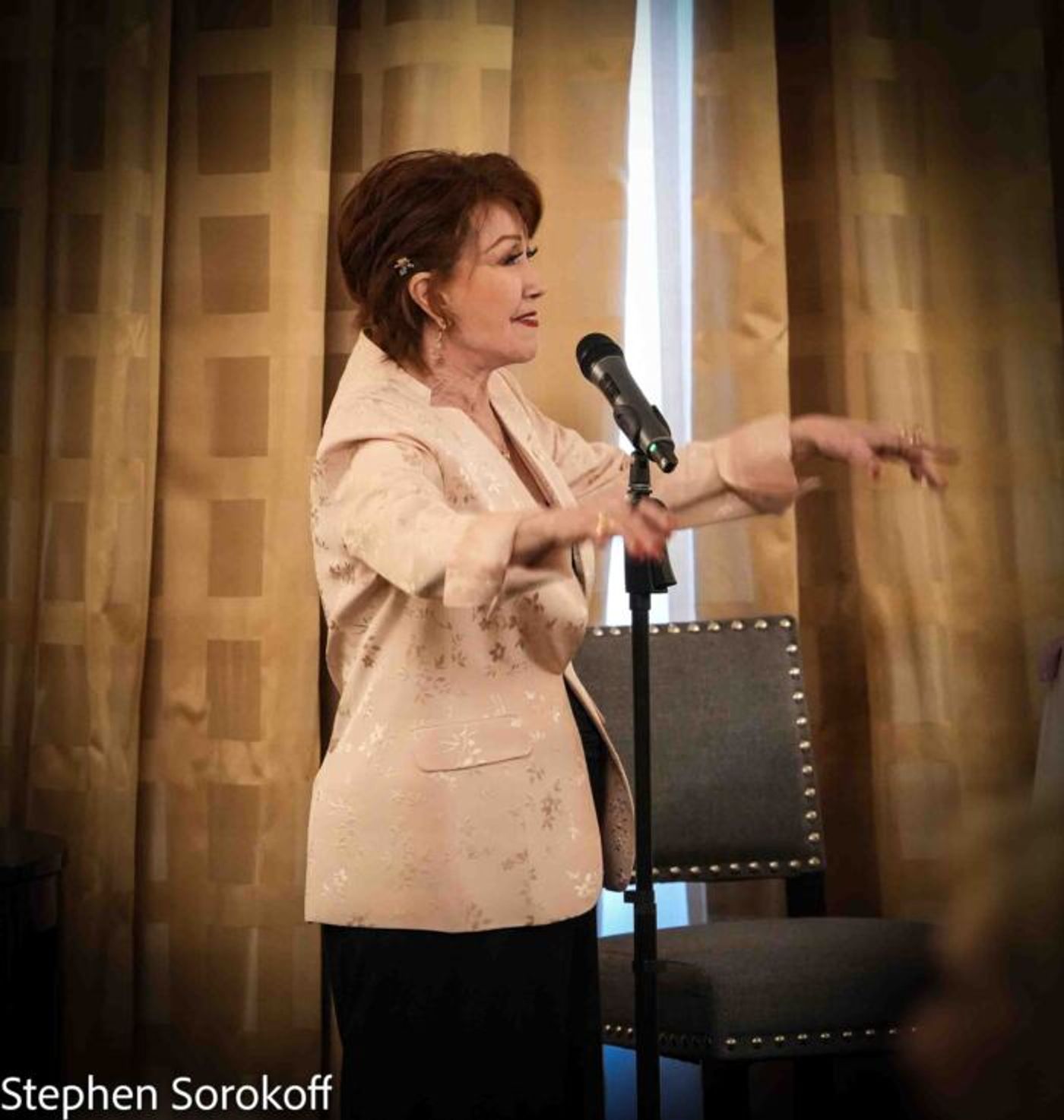 Review: Donna McKechnie - A Fascinating Afternoon at the Dutch Treat Club  Image