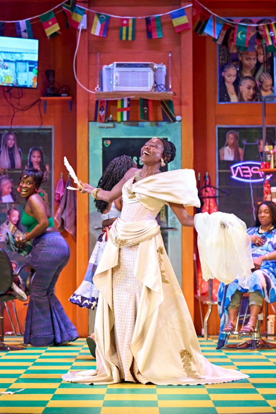 Photos: JAJA'S AFRICAN HAIR BRAIDING Makes UK Premiere  Image