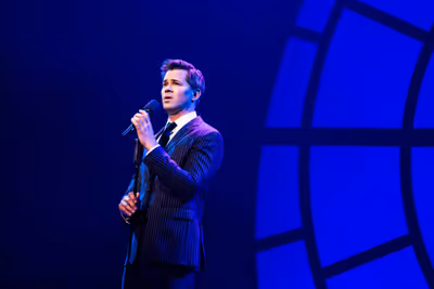 Andrew Rannells Photo