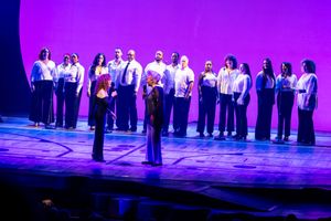 Bernadette Peters, Leslie Uggams, and Broadway Inspirational Voices Photo