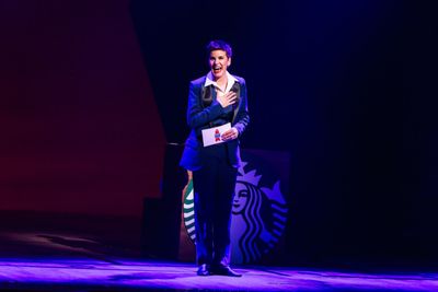 Jenn Colella Photo