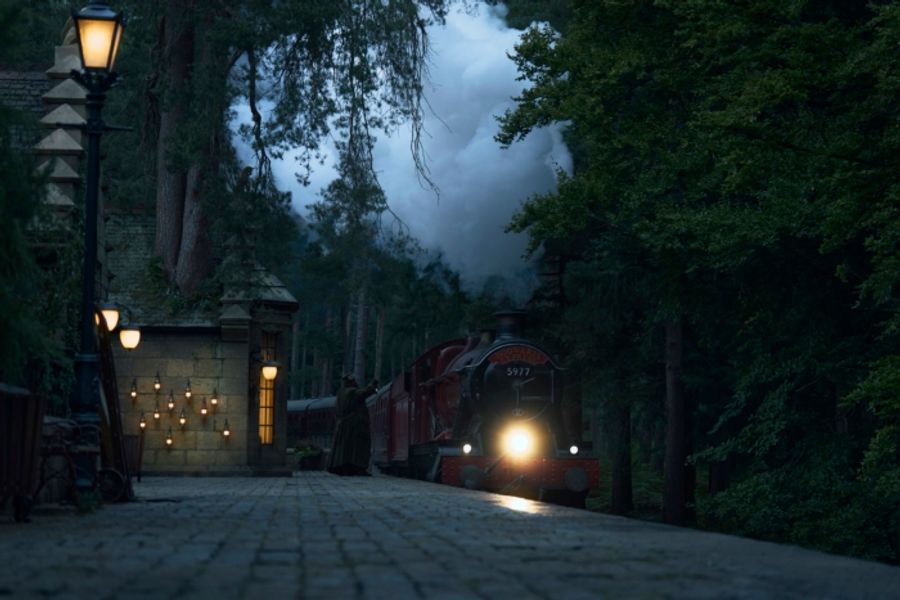 Video/Photos: See John Lithgow, Janet McTeer & More in Teaser for HARRY POTTER Series Image