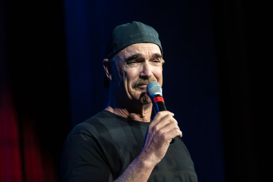 Photos: Inside Mount Vernon Arts Consortium presented Patrick Warburton Image