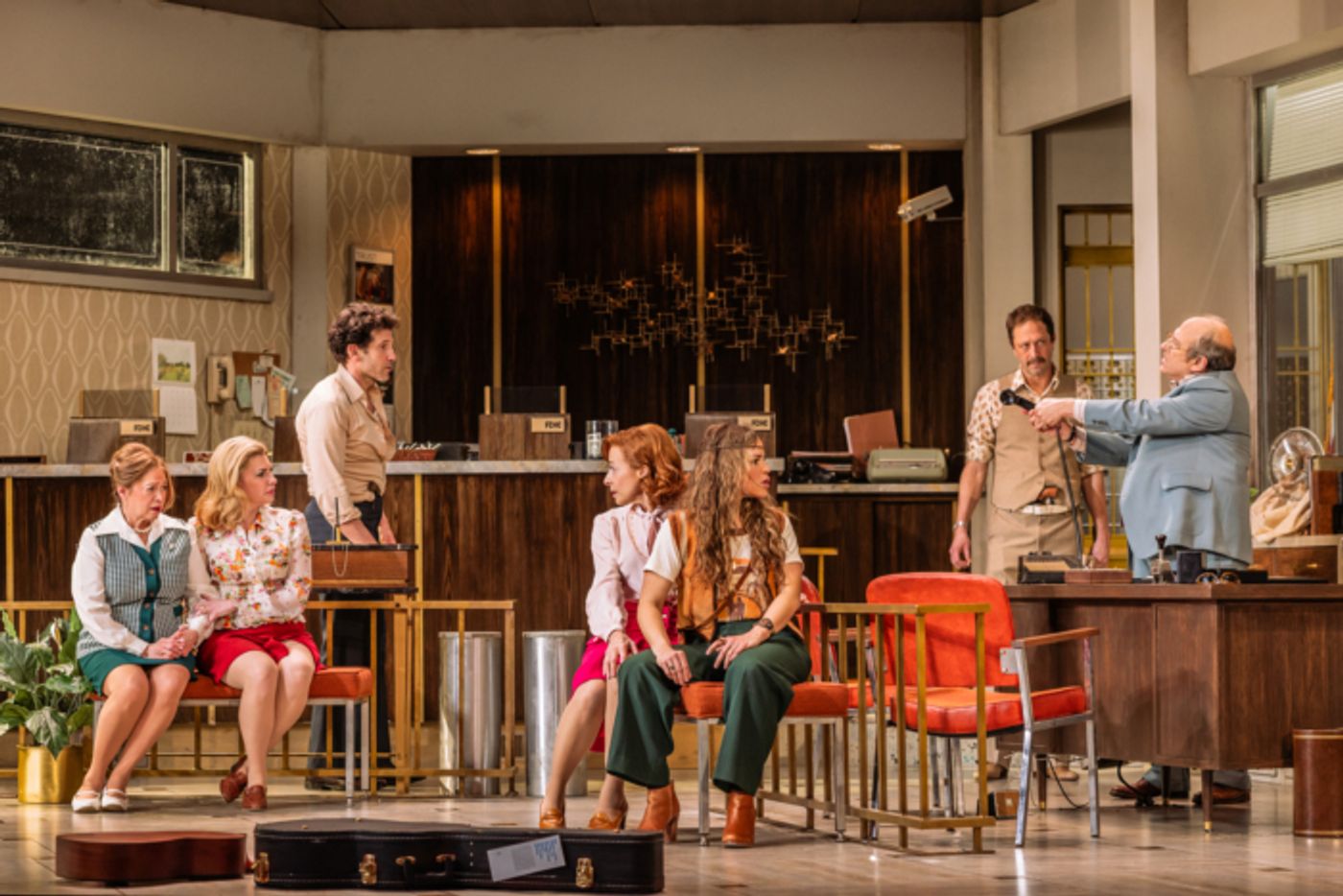 Photos: Jon Bernthal and Ebon Moss-Bachrach Lead DOG DAY AFTERNOON on Broadway  Image