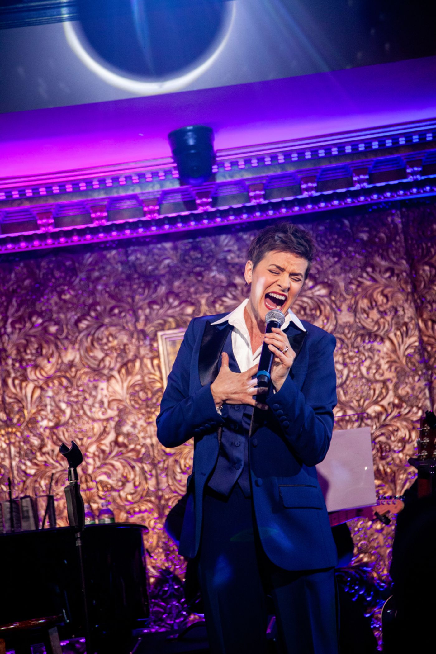 Review: JENN COLELLA Hip, Hot, and High-Caliber at 54 Below  Image