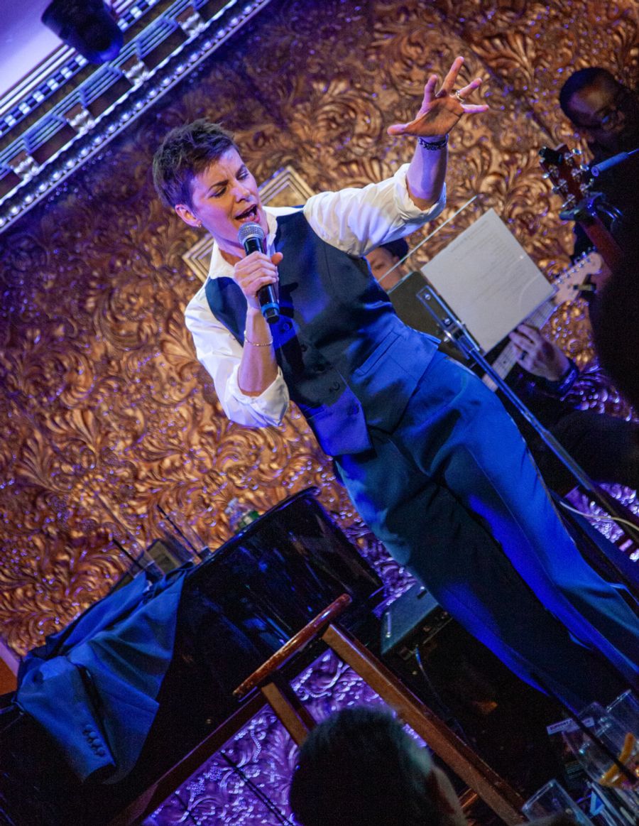 Review: JENN COLELLA Hip, Hot, and High-Caliber at 54 Below Image