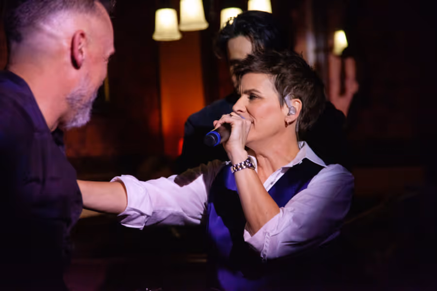 Review: JENN COLELLA Hip, Hot, and High-Caliber at 54 Below Image