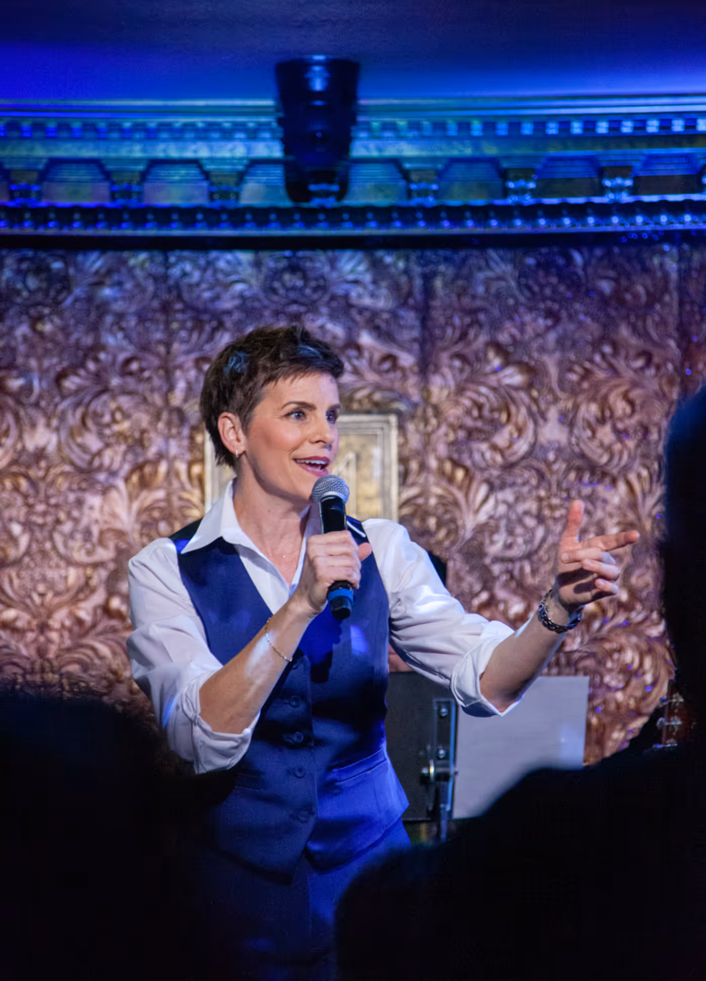 Review: JENN COLELLA Hip, Hot, and High-Caliber at 54 Below  Image