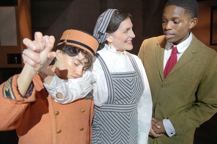 PHOTOS: Open Fist/Circle X's Co-production of Kafka’s AMERIKA OR, THE MAN WHO DISAPPEARED Image