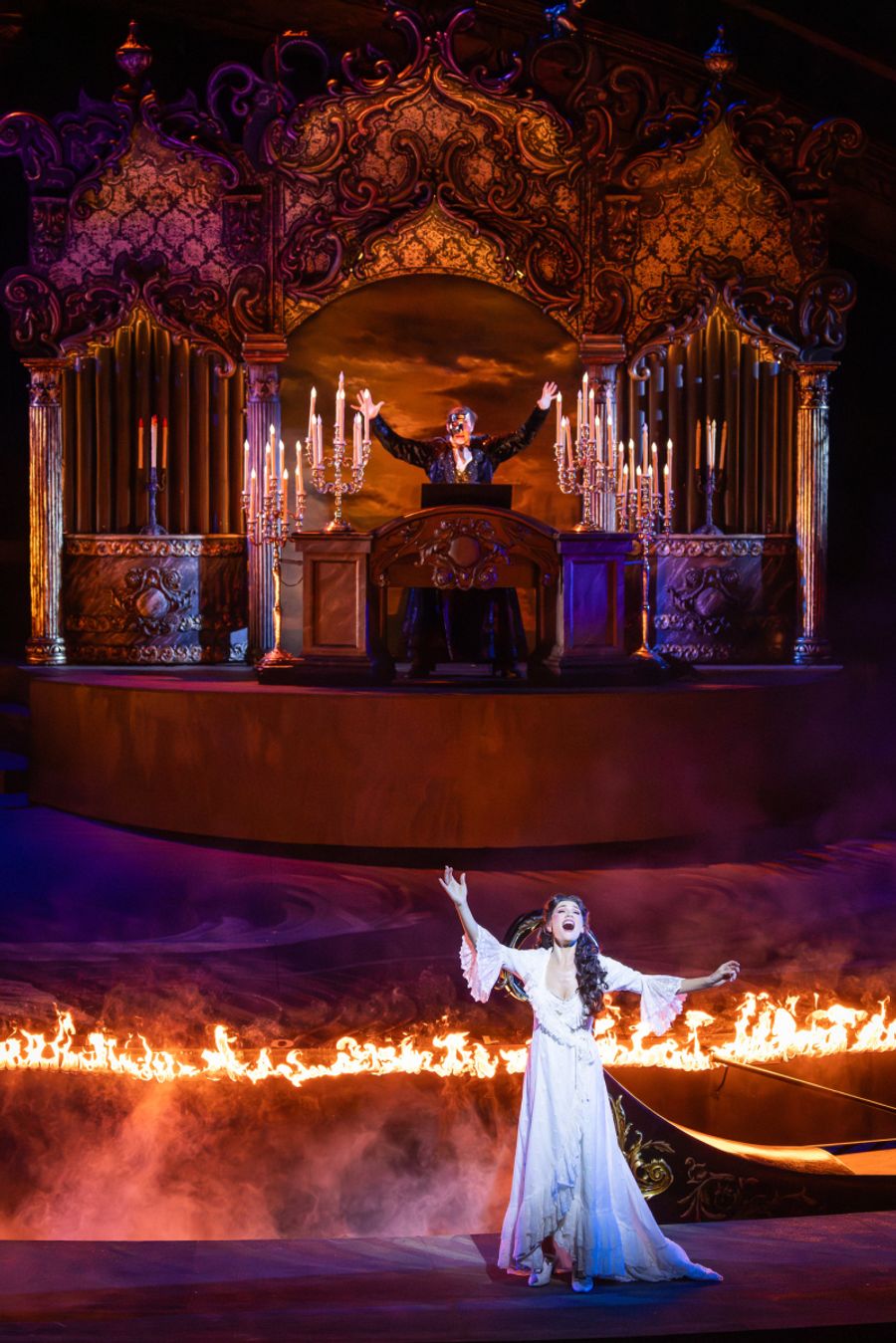 REVIEW: THE PHANTOM OF THE OPERA Returns to Handa Opera On Sydney Harbour With A Revival Of Simon Phillips’ 2022 Production. Image