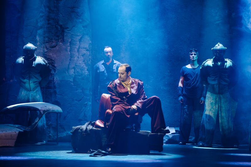 Review: REWOLTA at Teatr Muzyczny Poznan Image