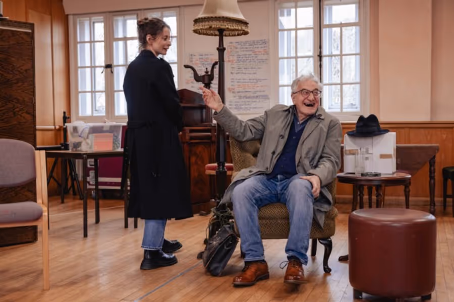 Photos: THE PRICE in Rehearsal at the Marylebone Theatre Image