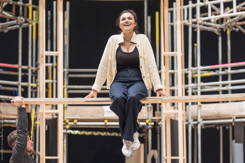 Photos: Oliver Tompsett, Samantha Barks, and More in Rehearsal For THE GREATEST SHOWMAN — photo 8 of 12