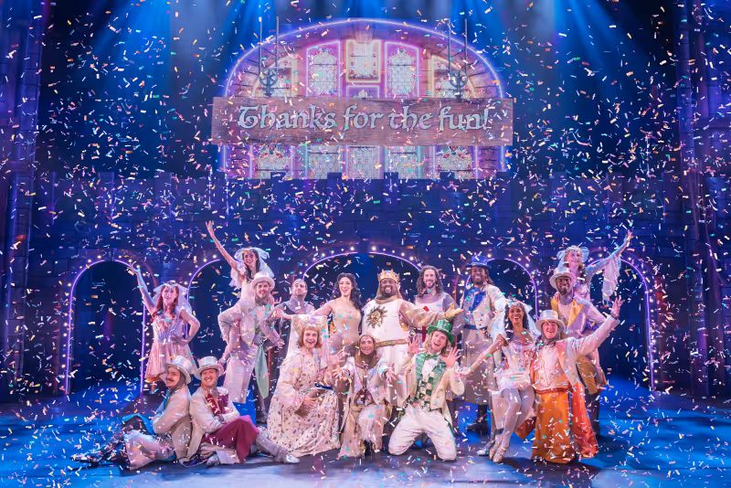 Review: SPAMALOT at Hollywood Pantages Theatre Image