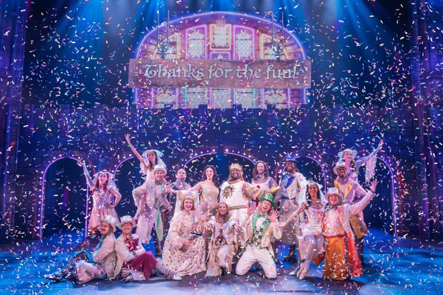 Review: SPAMALOT at Hollywood Pantages Theatre Image