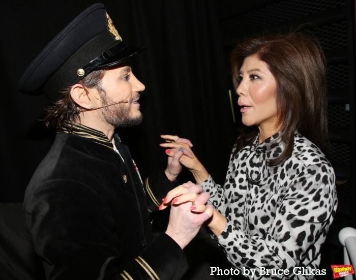 Photos: Julie Chen, Marissa Jaret Winokur & Iain Armitage Visit TITANIQUE — photo 10 of 21